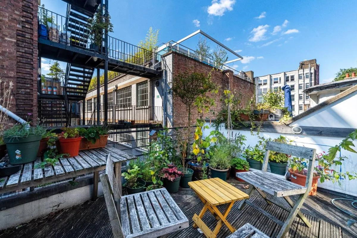 Image 5 of Pass the Keys – Trendy flat with private terrace in Central East London