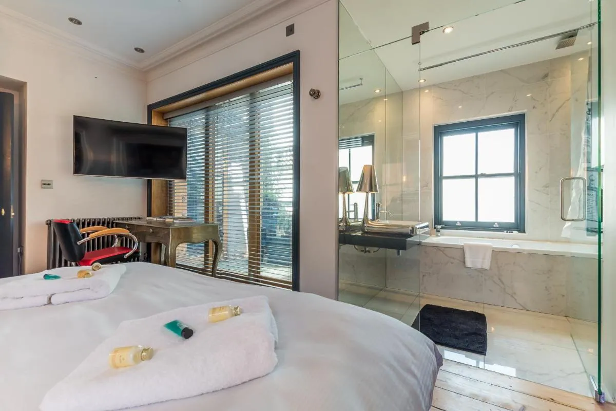 Image 2 of Penthouse