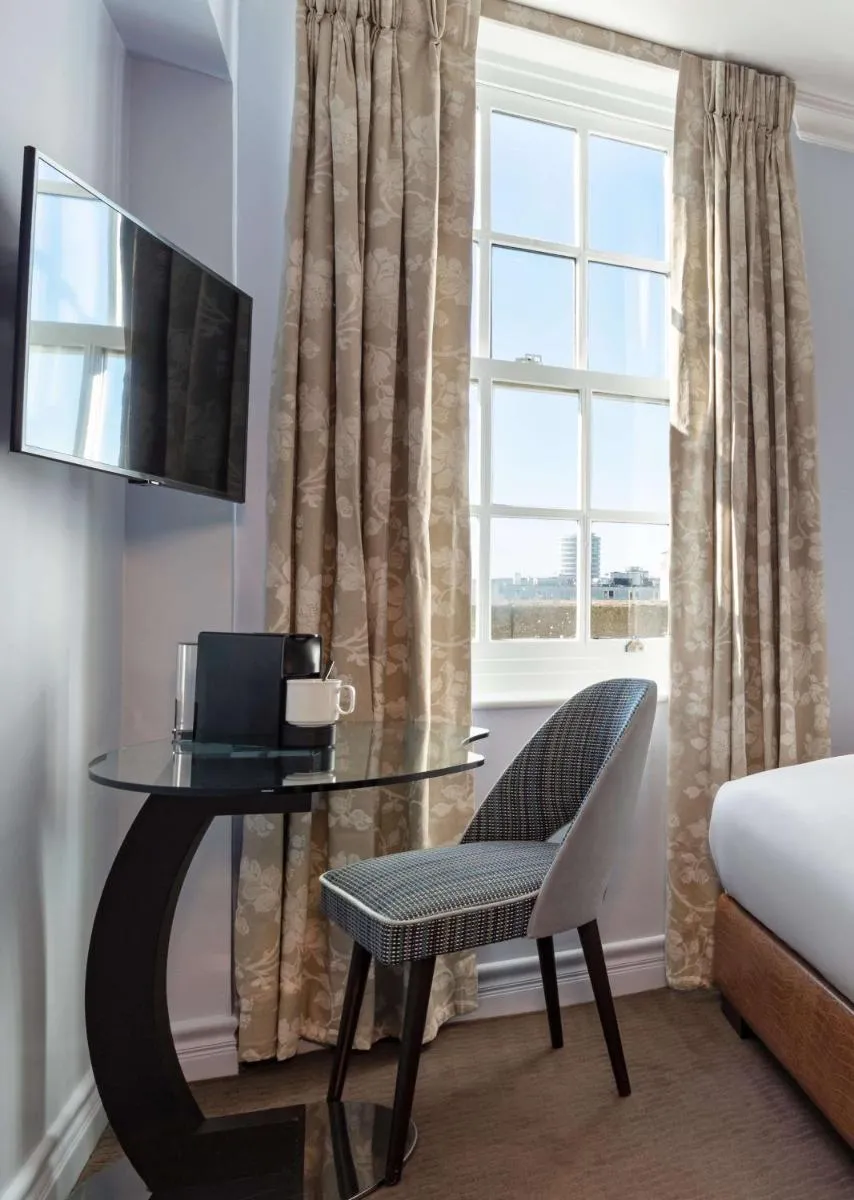 Image 6 of Radisson Blu Hotel, London Bond Street