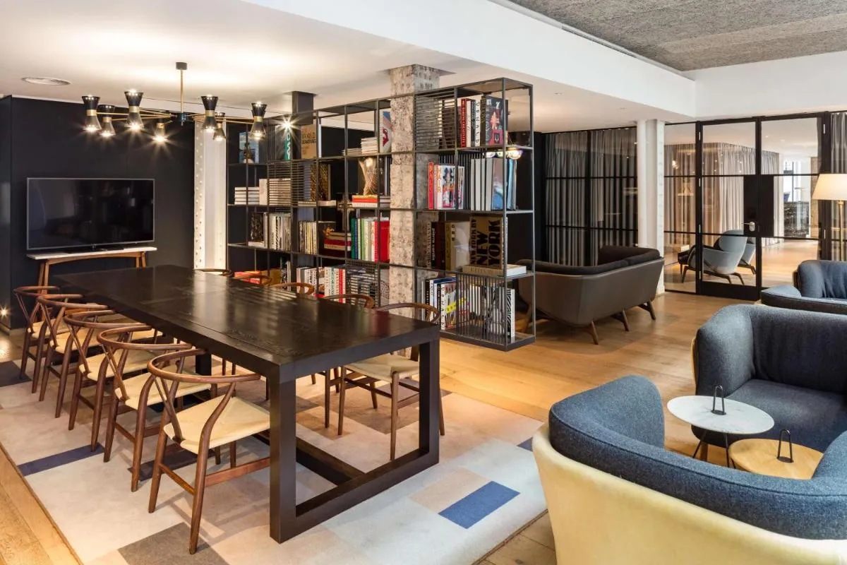 Image 6 of Radisson Blu Hotel, London Mercer Street