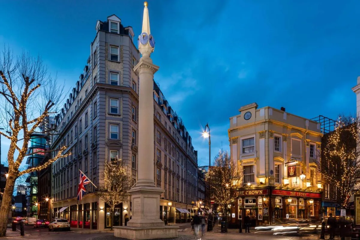 Image 3 of Radisson Blu Hotel, London Mercer Street