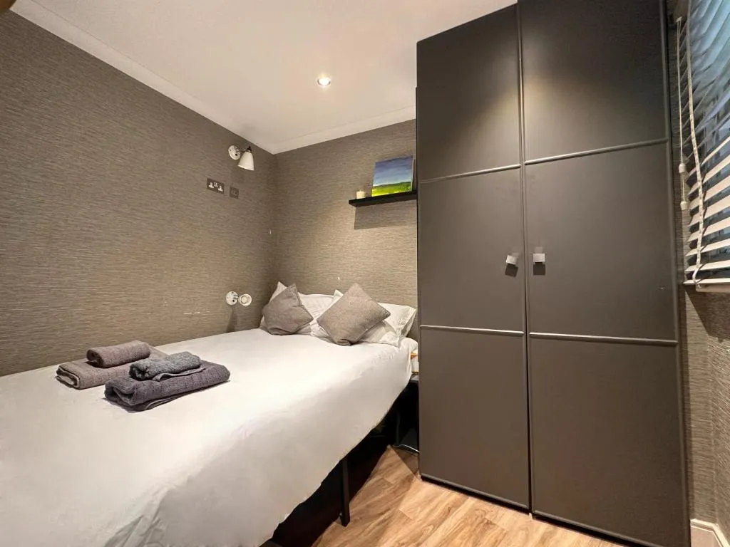 Image of Remarkable 1-Bed Studio in London