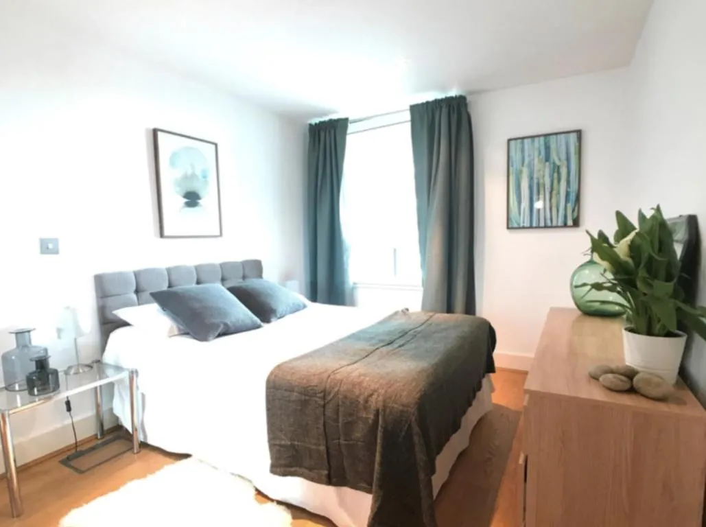 Image of Riverside Balcony Apartments, 10 minutes from Oxford Circus