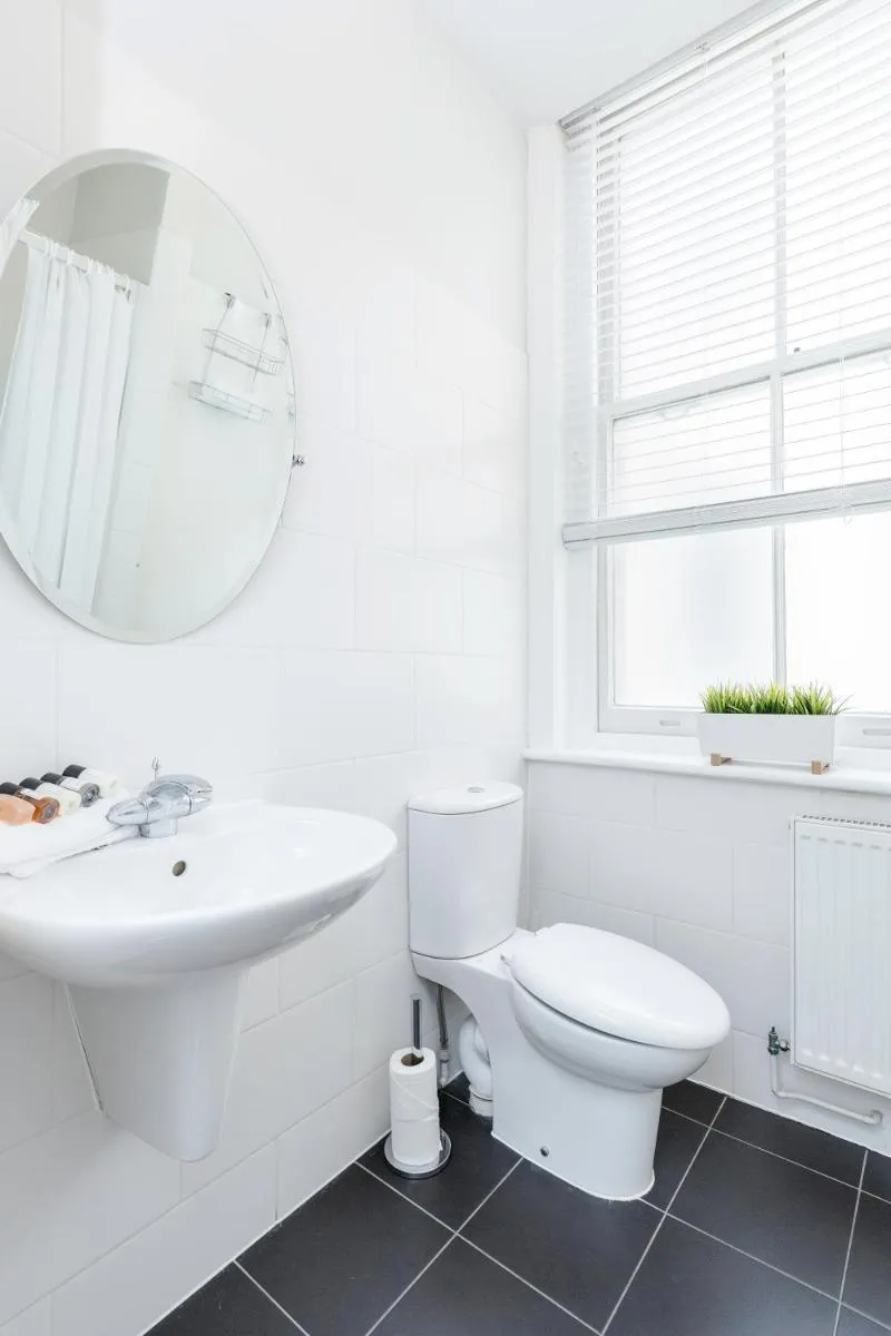 Image 4 of Roomspace Serviced Apartments – Sterling House