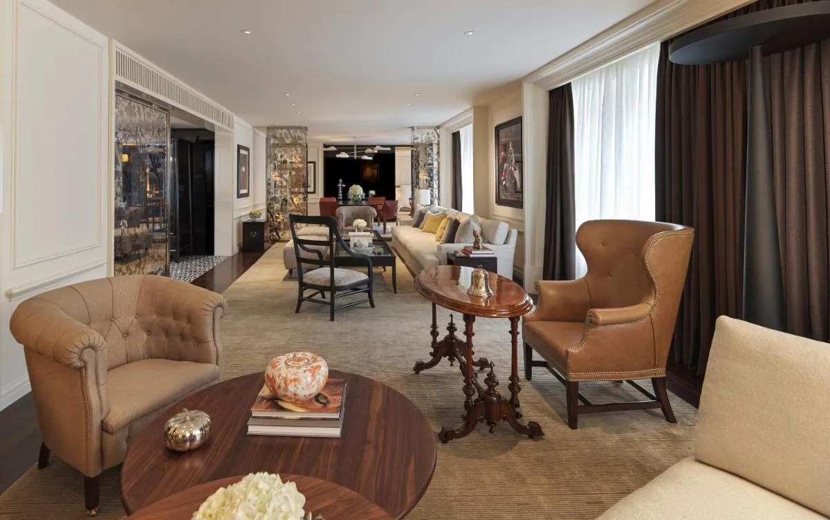 Image 3 of Rosewood London