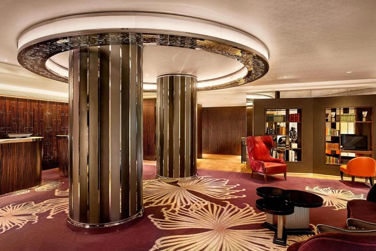 Image 2 of Sheraton Grand London Park Lane