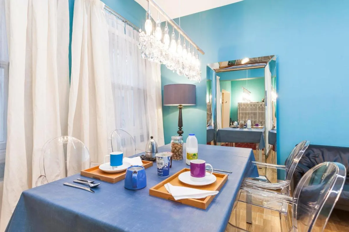 Image 2 of South Kensington Apartment x4
