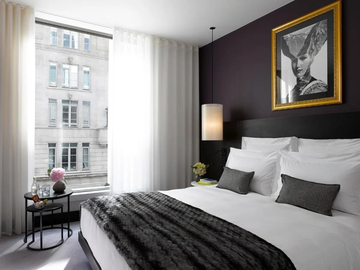 Image 1 of South Place Hotel