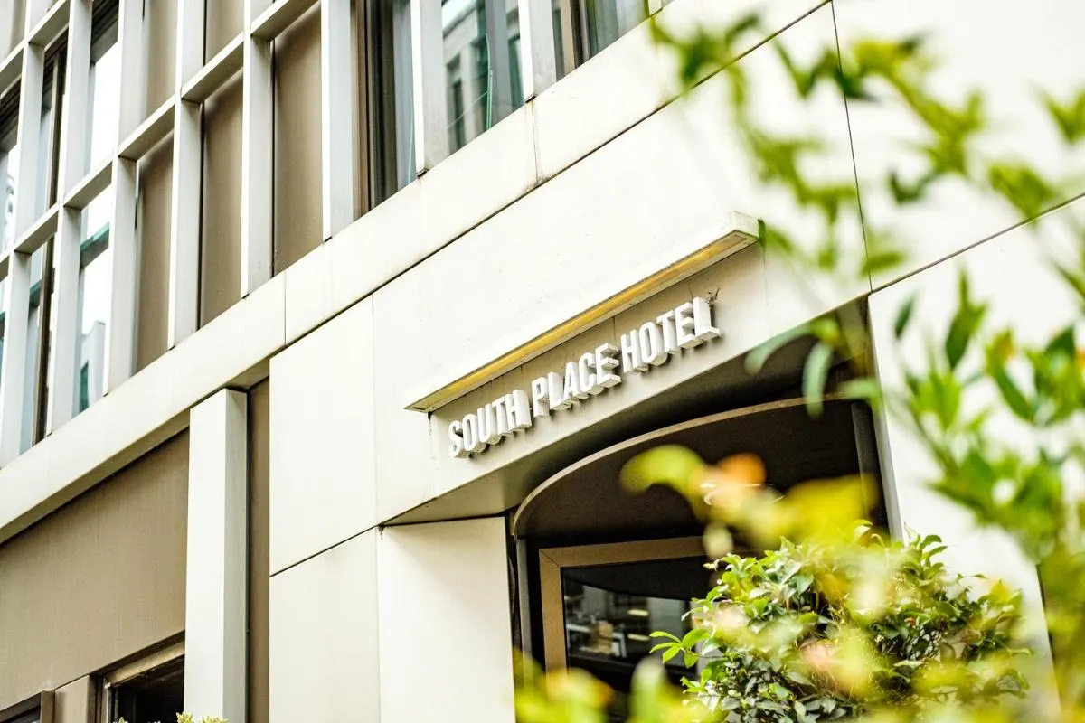 Image 6 of South Place Hotel