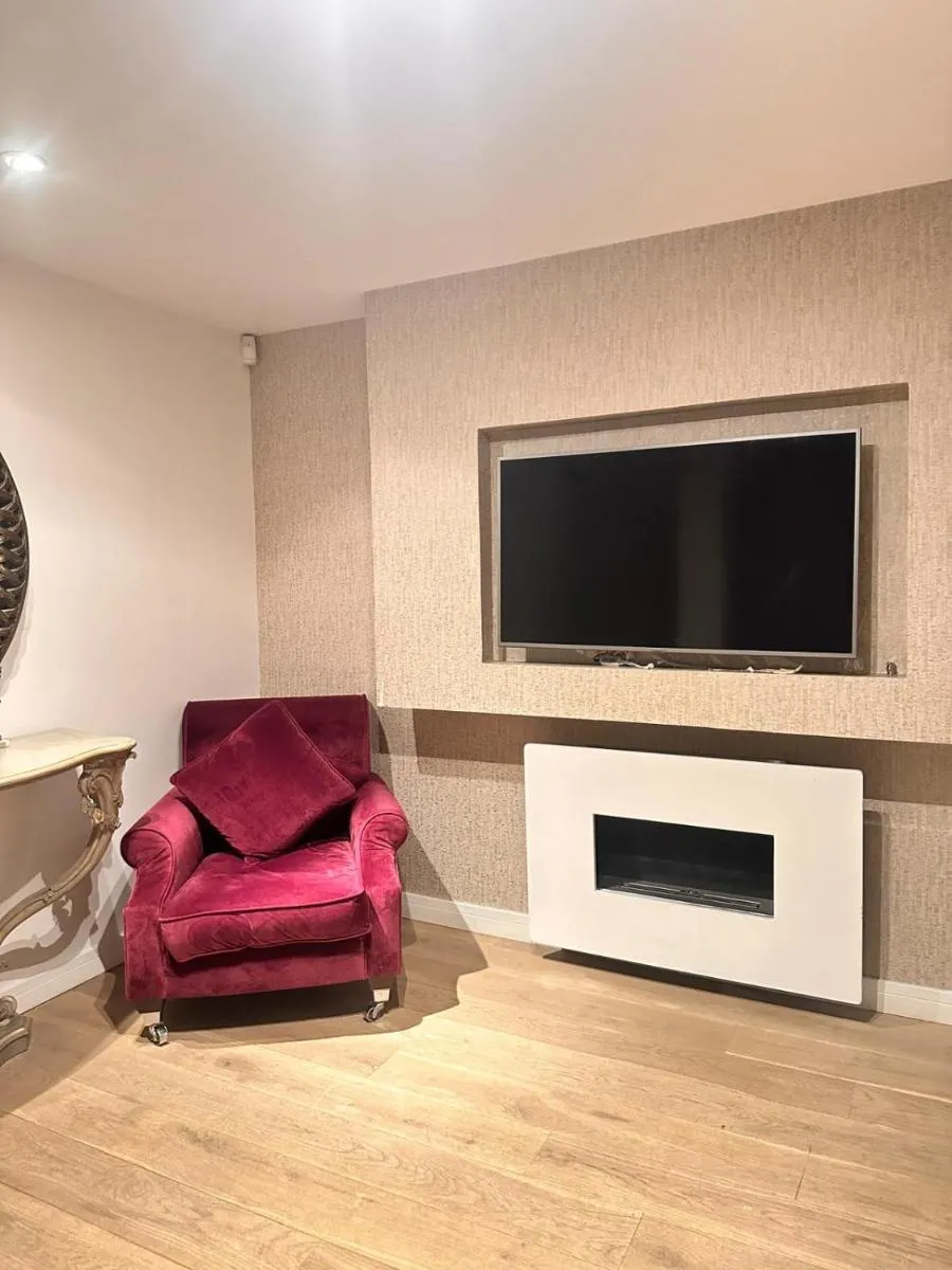 Image 5 of Spacious Central London flat – 2BHK