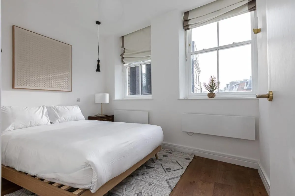 Image 5 of Splendid 2 Bedroom Duplex Holborn london