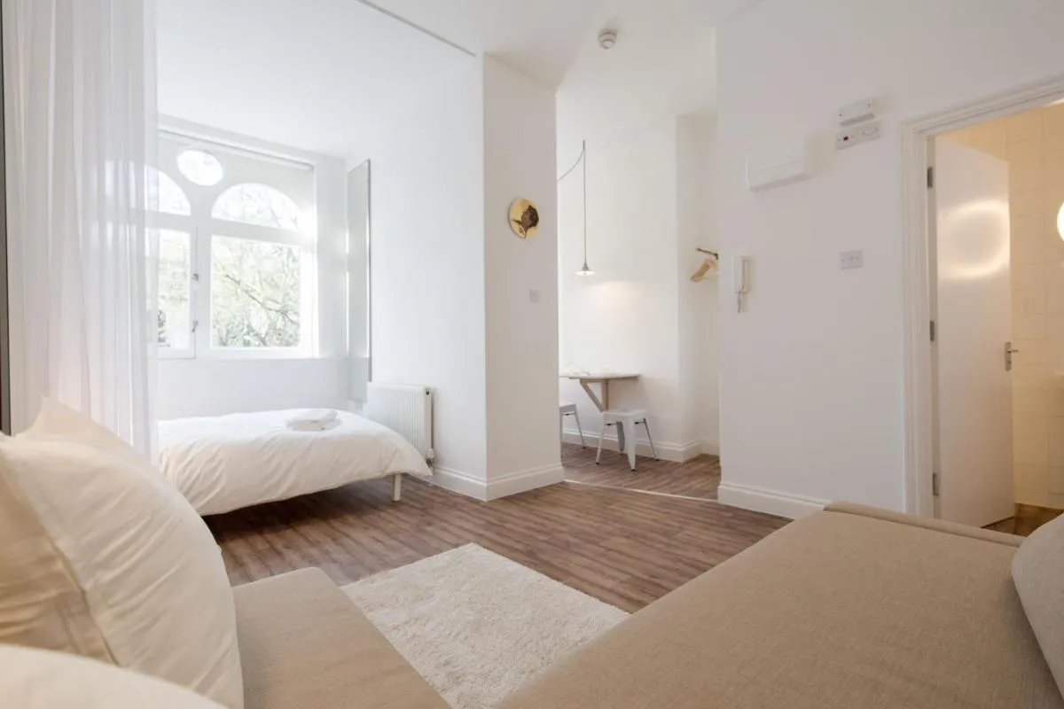 Image 4 of St. Lukes View, Shoreditch, by the Design Traveller