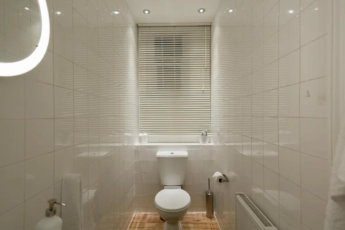 Image 6 of St. Lukes View, Shoreditch, by the Design Traveller