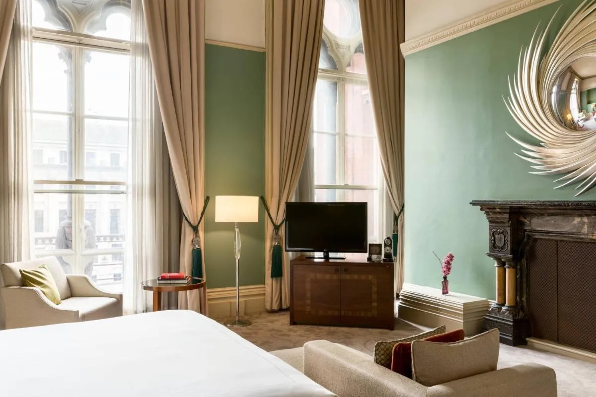 Image 2 of St. Pancras Renaissance Hotel London