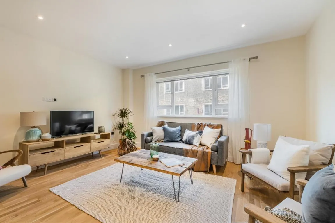 Image of StayLux Kensington