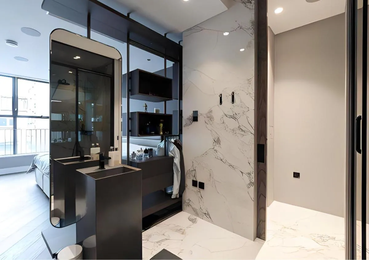 Image 2 of StayLux Soho