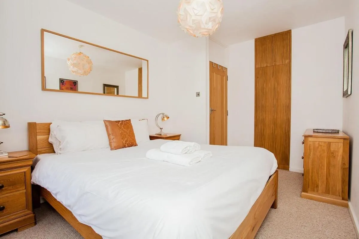 Image 1 of Stylish 1 Bedroom Flat in Vauxhall