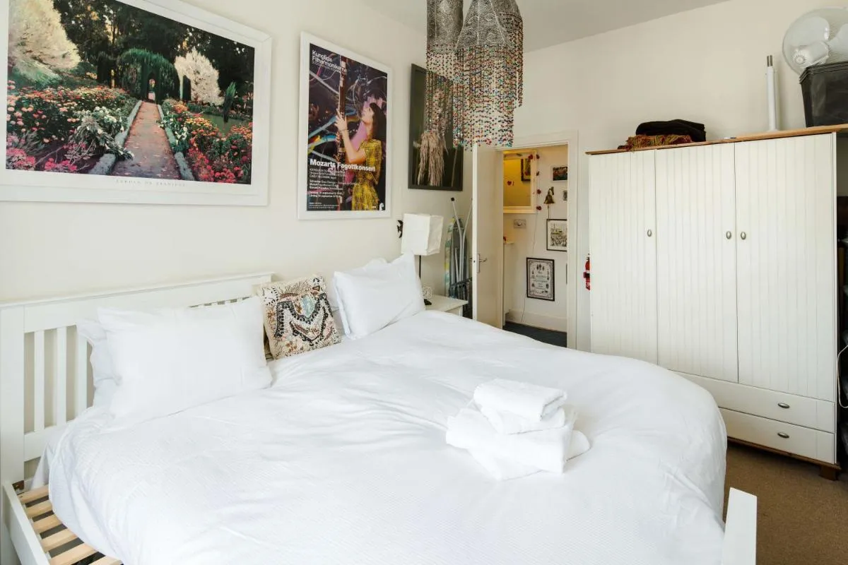 Image 6 of Stylish Central London Flat Near Tower Bridge
