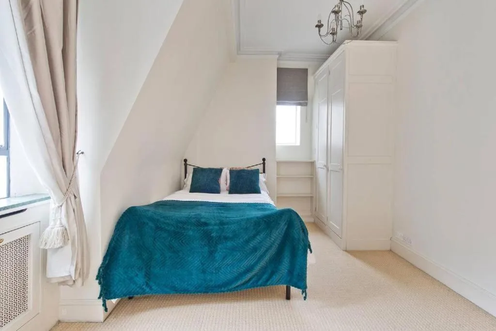 Image 5 of Stylish London Getaway in the Heart of the City