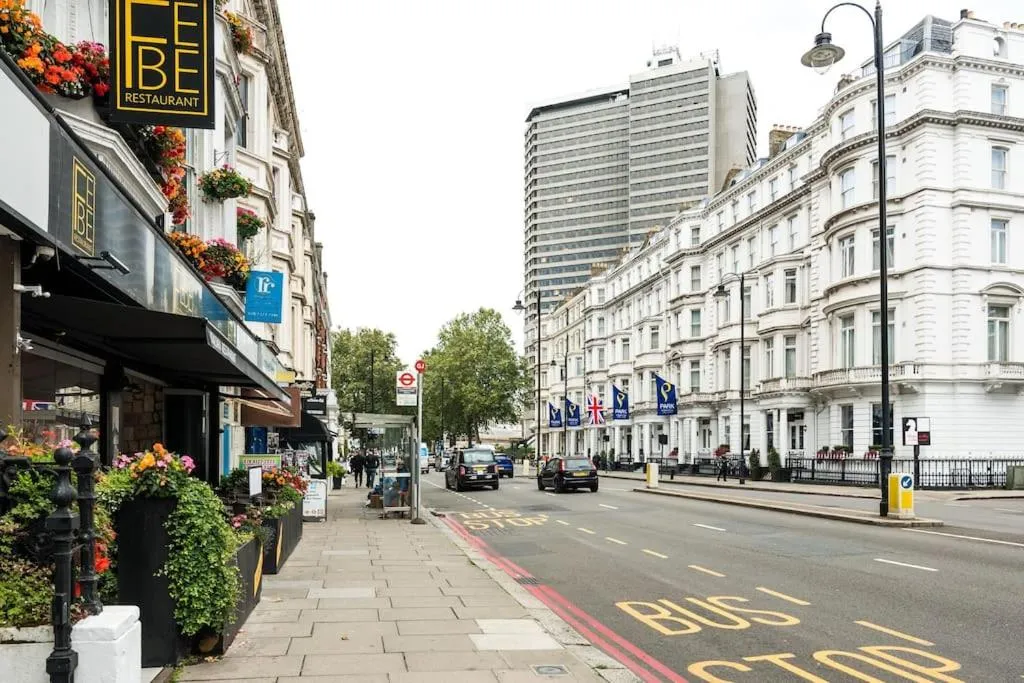 Image 5 of Superb Flat in South Kensington