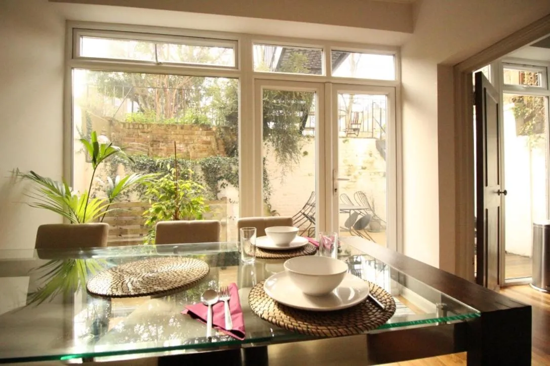 Image 3 of The Bromptons, Luxury South Kensington Apartment