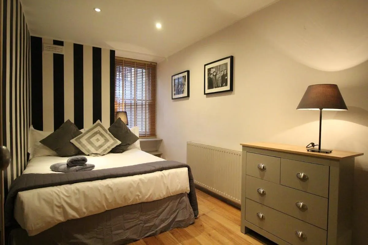 Image 6 of The Bromptons, Luxury South Kensington Apartment