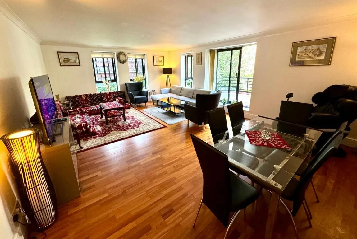Image of The Counselors – 2 Bedroom Apartment Central London by Wild