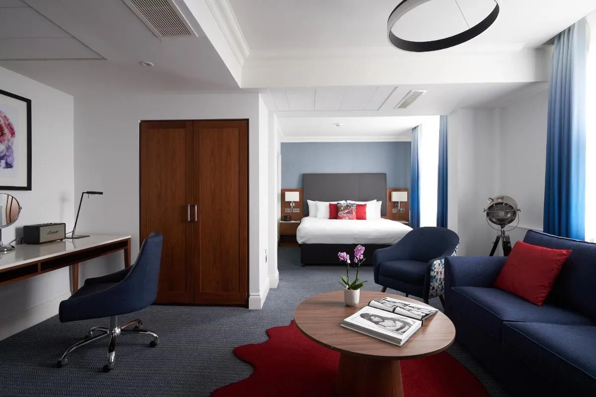 Image 5 of The Cumberland, London