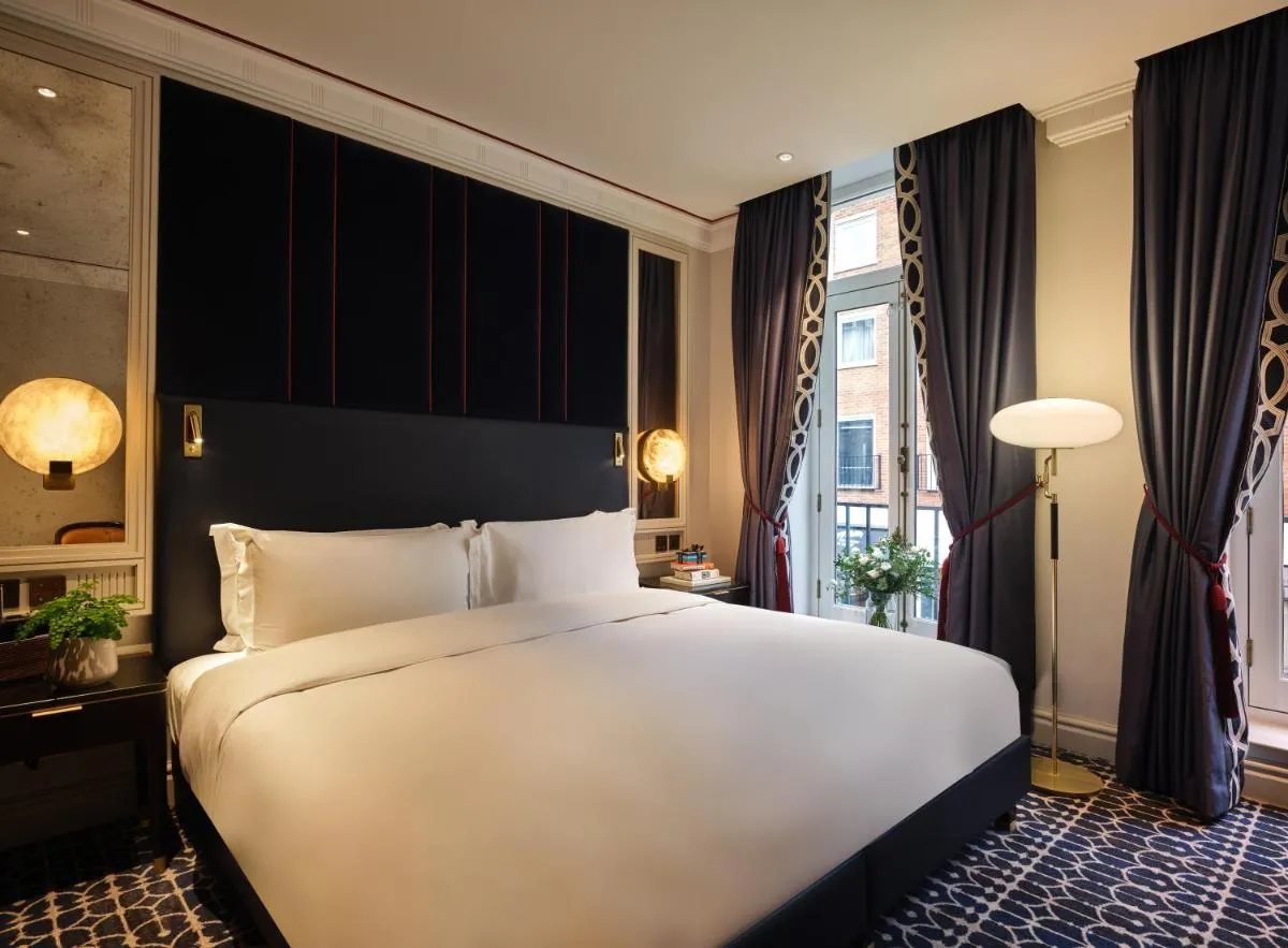 Image 2 of The Mayfair Townhouse – an Iconic Luxury Hotel