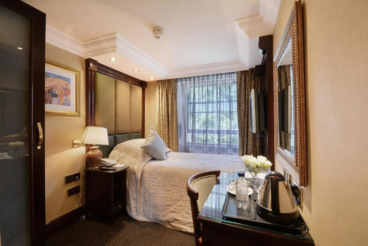 Image 1 of The Premier Notting Hill