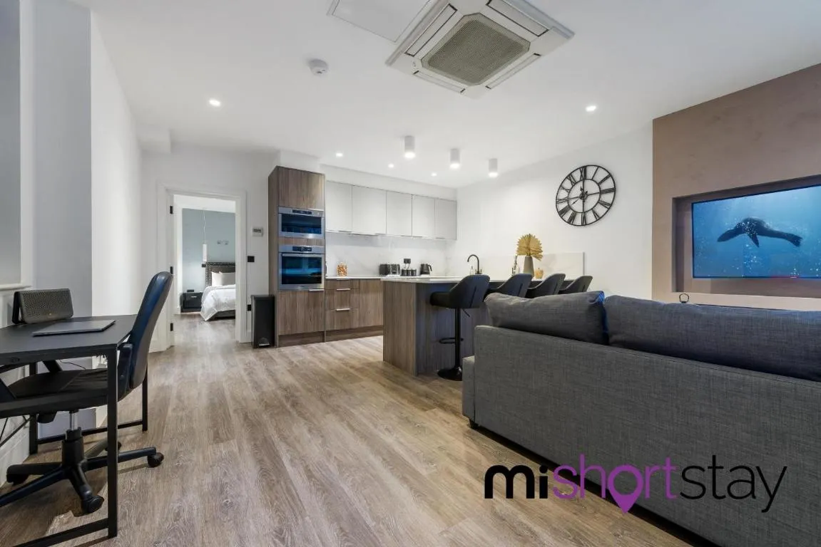 Image of The Residence Fitzrovia – Private One Bedroom Apartment With Own Entrance