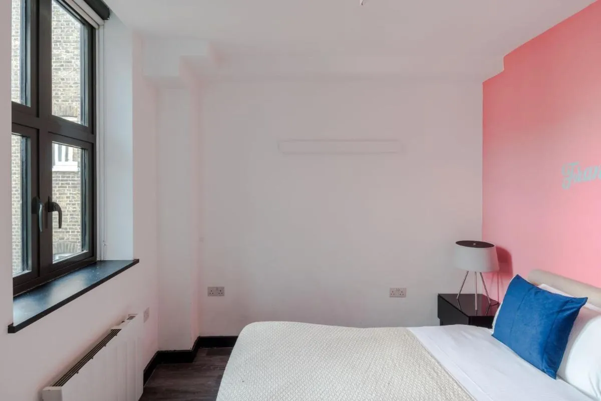 Image 5 of The “Slaycation” Crib – Soho – by Frankie Says
