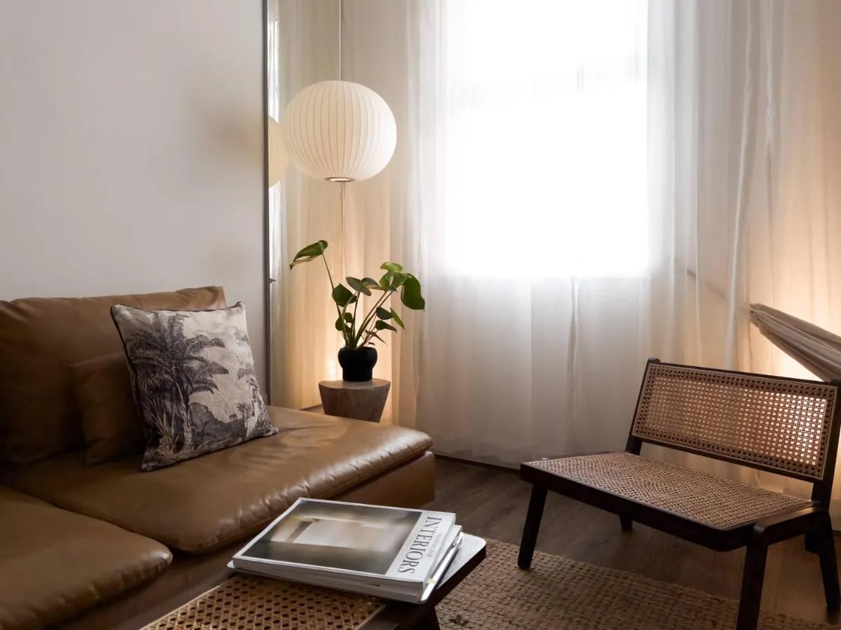 Image 2 of The Tenter Ground, by the Design Traveller