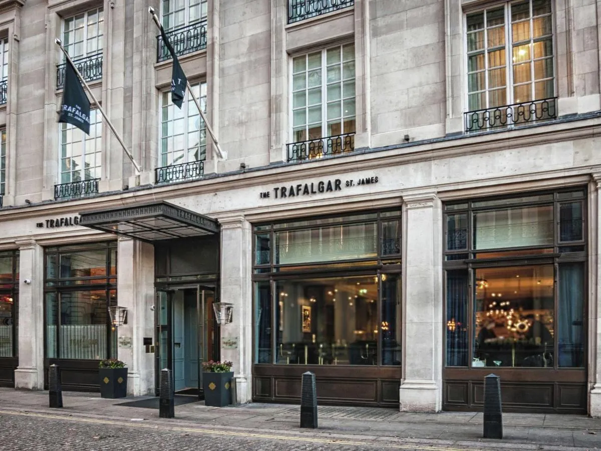 Image 5 of The Trafalgar St. James, London Curio collection by Hilton
