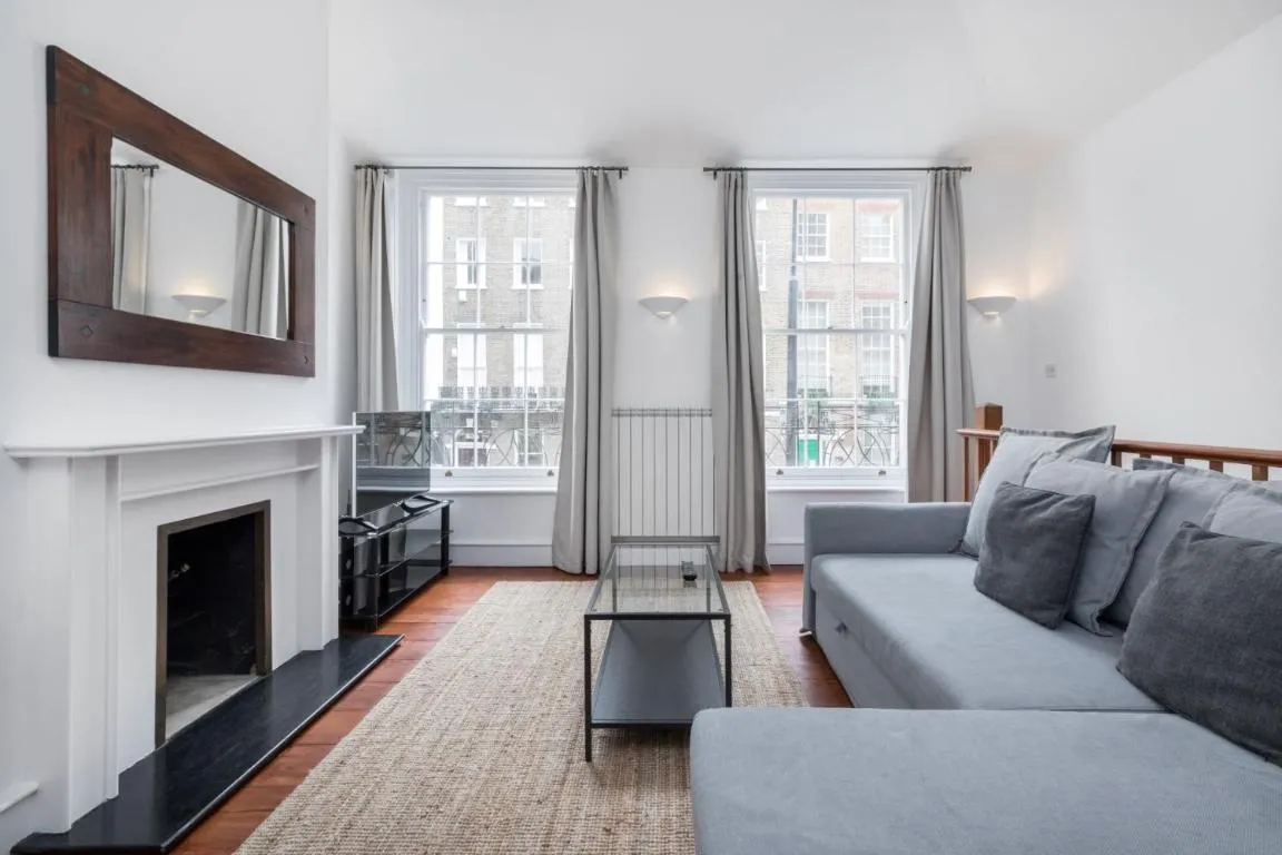 Image of The Upper House – Fitzrovia – by Frankie Says