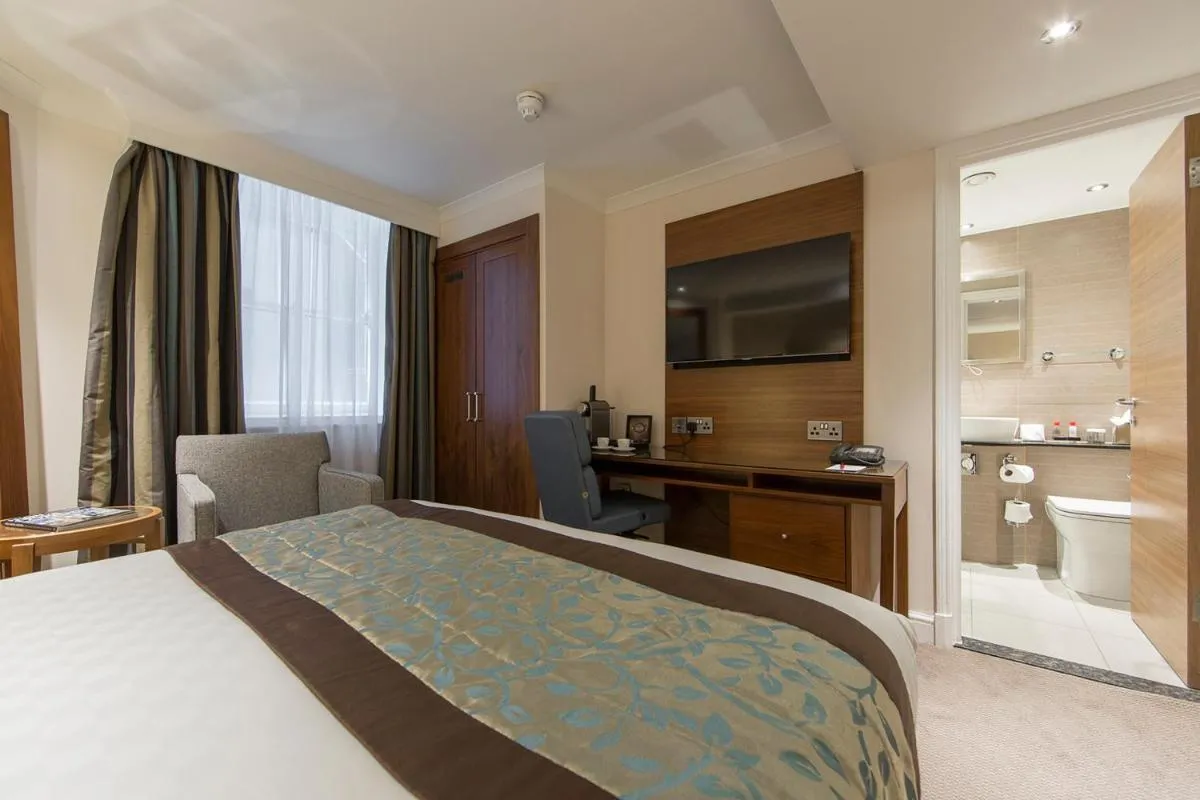 Image 2 of Thistle London Piccadilly