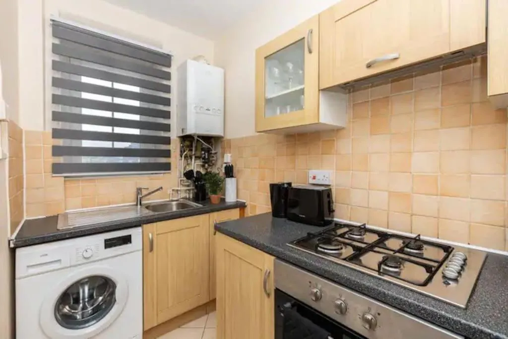 Image 3 of Tranquil 1BR in South Bank with onsite parking