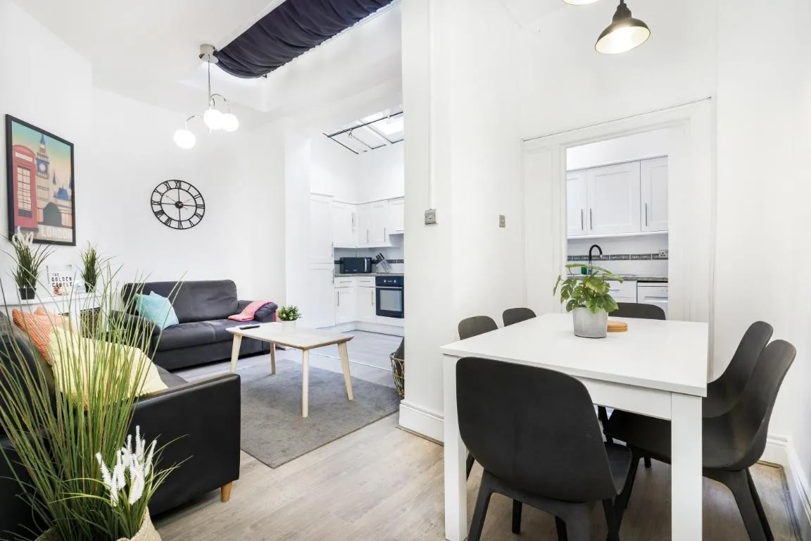 Image of Two Bedroom Apartment in Central London with Large Terrace