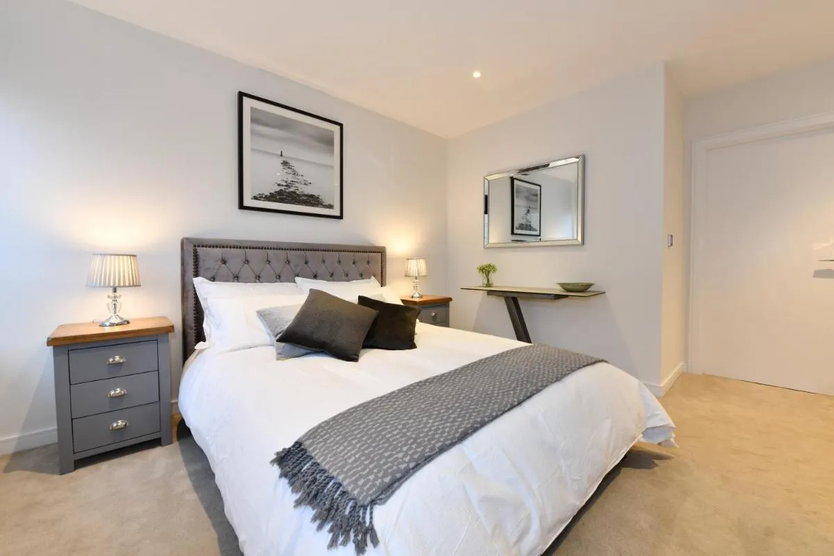 Image 1 of Two Bedroom Flat Central London