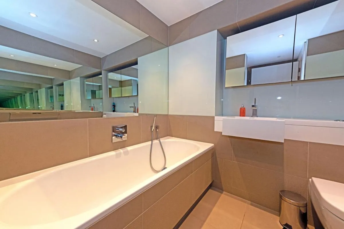 Image 2 of Two Bedroom Flat Central London