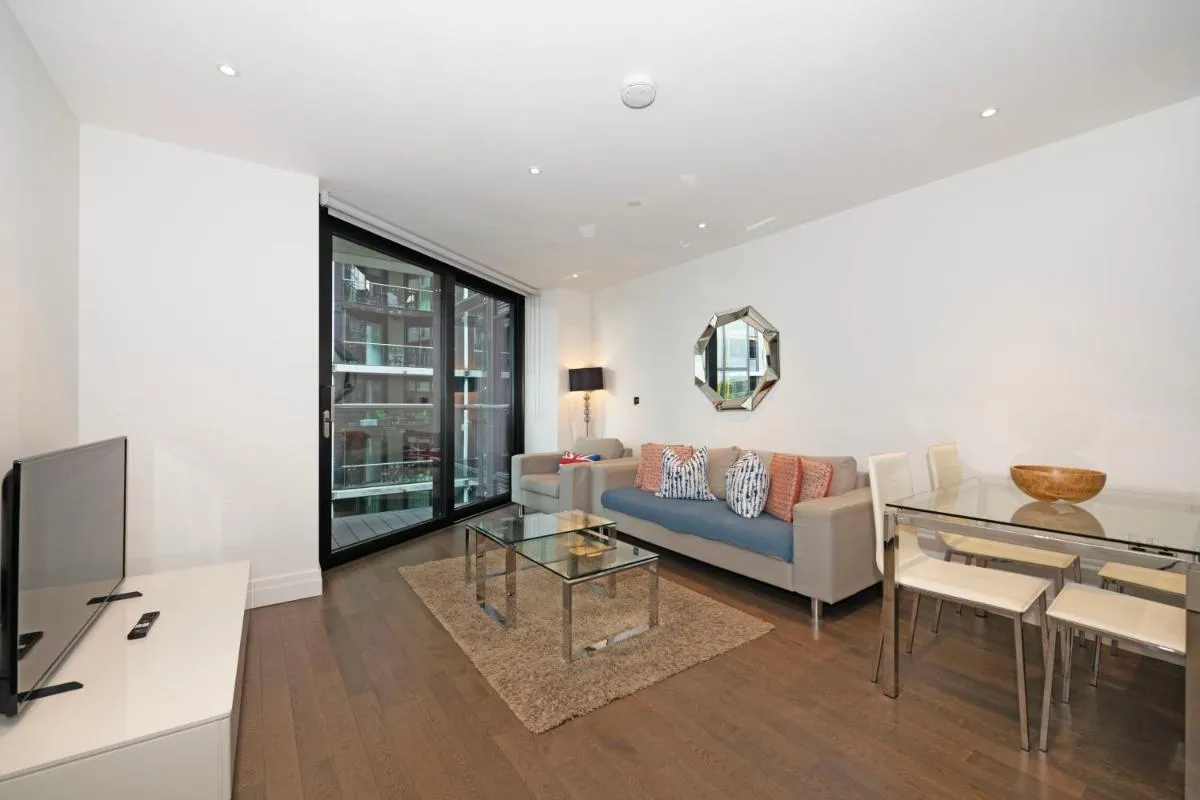 Image 4 of Two Bedroom Flat Central London