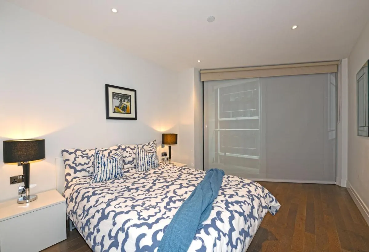 Image 6 of Two Bedroom Flat Central London
