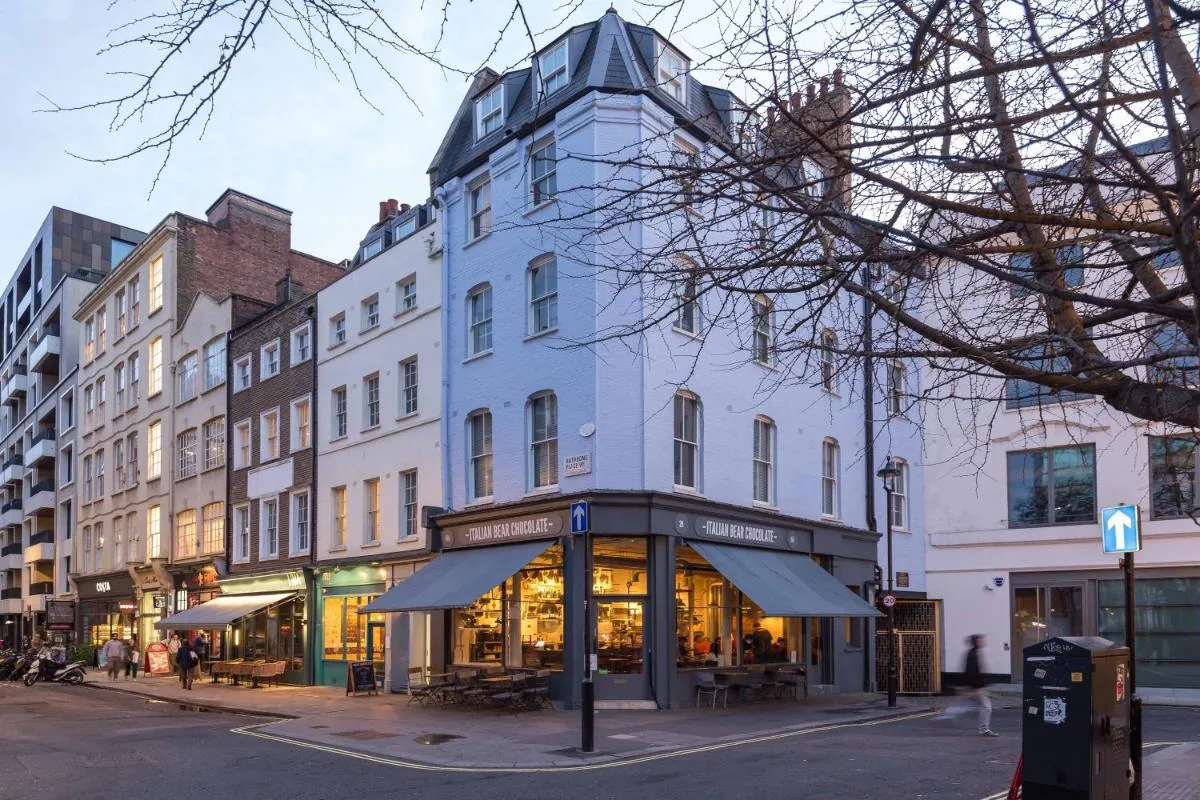 Image 4 of Urban Chic – Rathbone