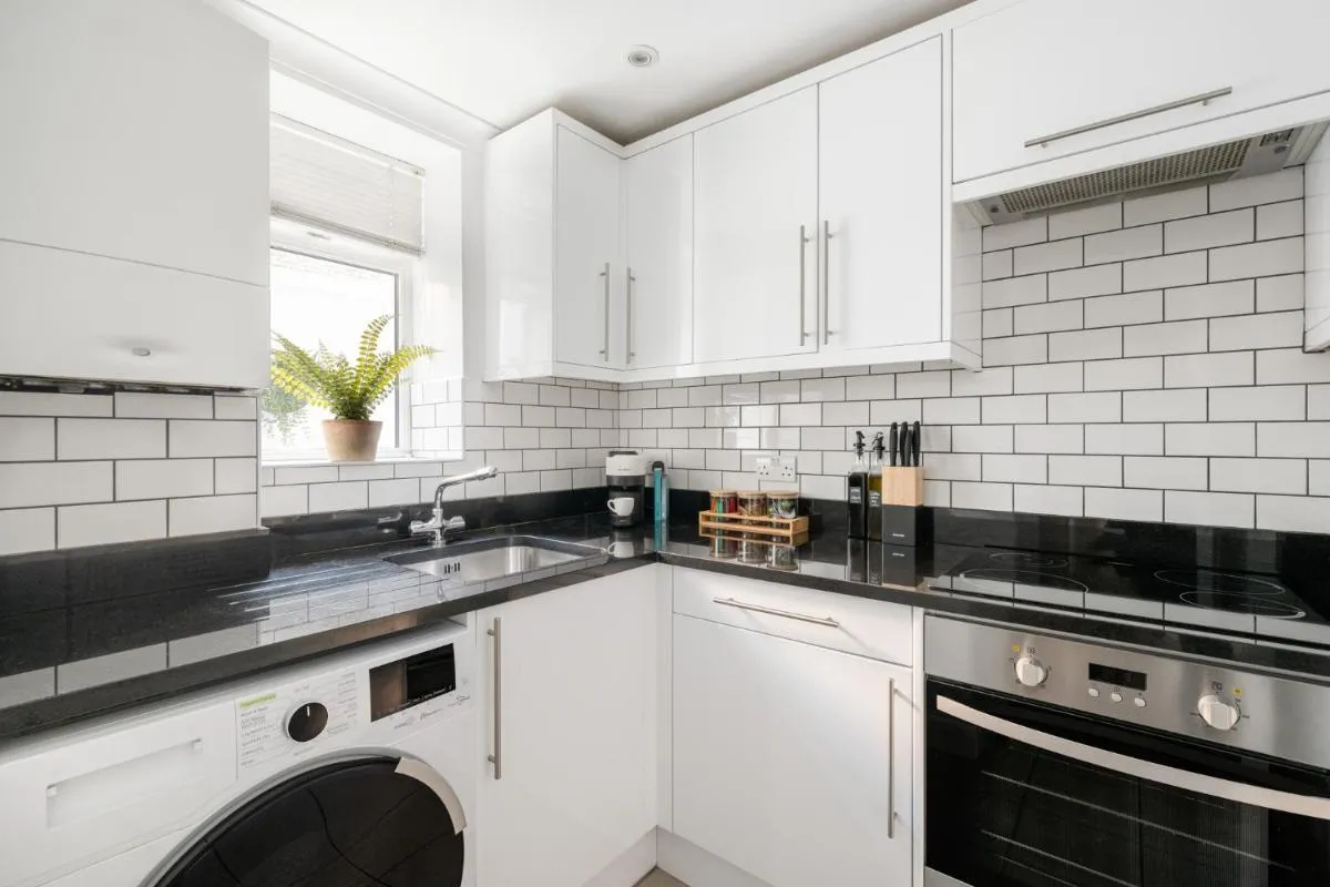 Image 2 of Urban Rest Notting Hill Apartments