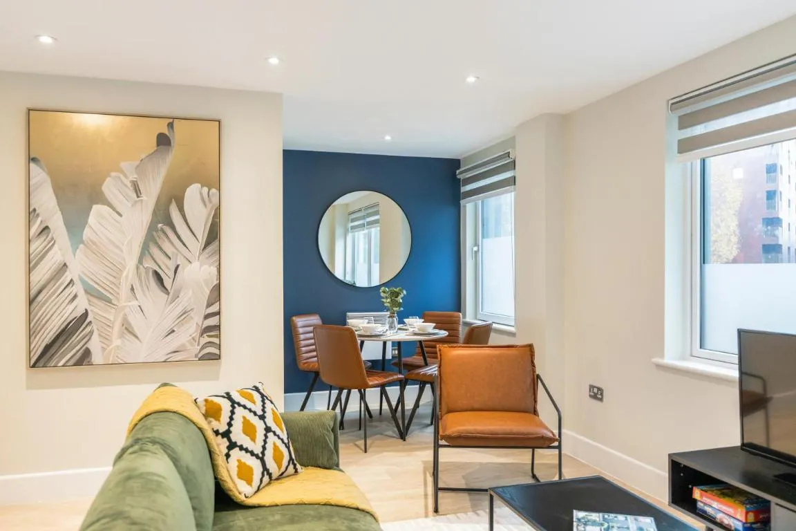 Image of Urban Retreat in Southwark 1BR Gem for 3