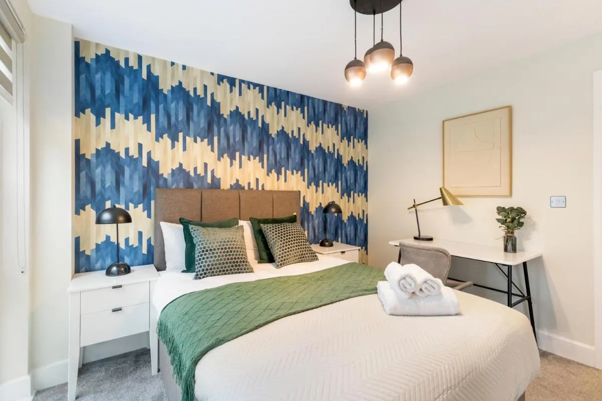 Image 1 of Urban Retreat in Southwark 1BR Gem for 3
