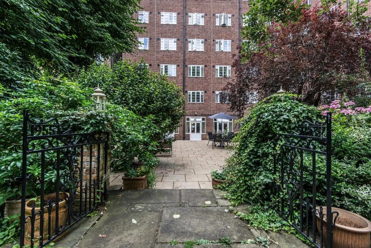 Image 1 of Vincent House London Residence