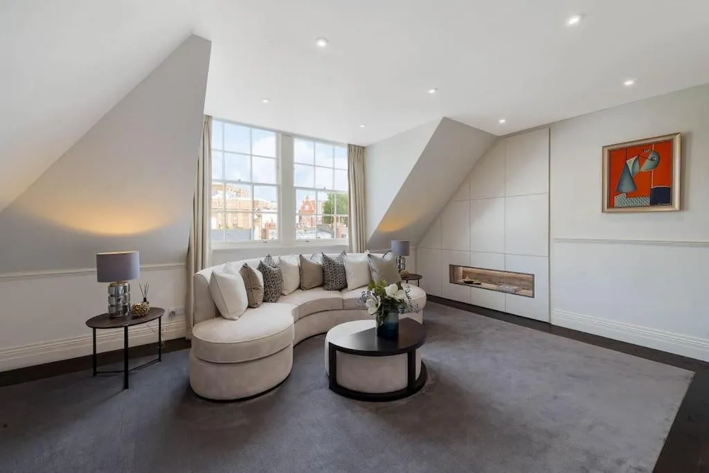 Image of Wonderful Knightsbridge Apartment by Harrods