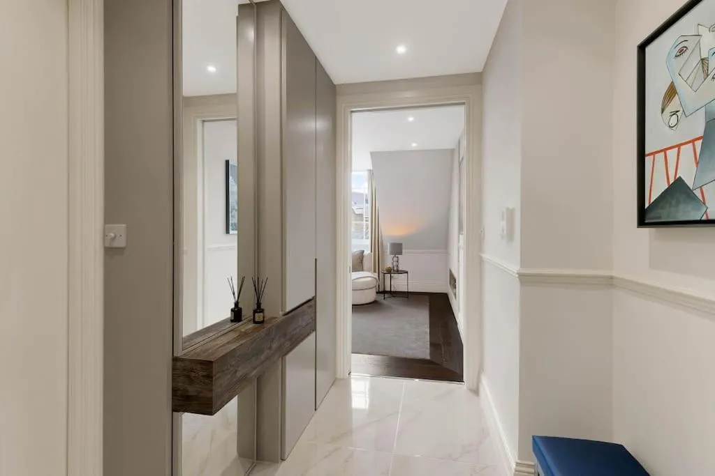 Image 6 of Wonderful Knightsbridge Apartment by Harrods