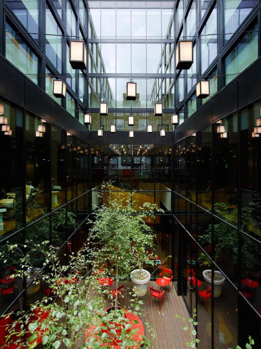 Image 3 of citizenM Southwark Bankside
